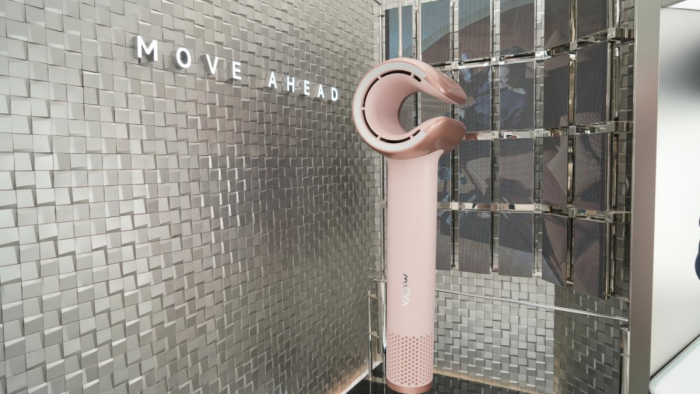 从个人护理到宇宙生态——MOVA全生态产品矩阵亮相AWE