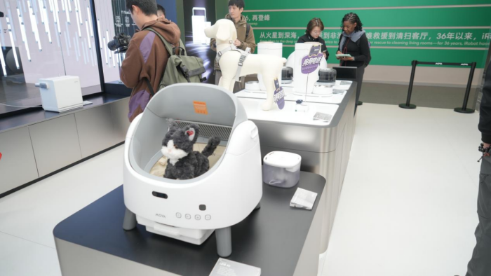 从个人护理到宇宙生态——MOVA全生态产品矩阵亮相AWE