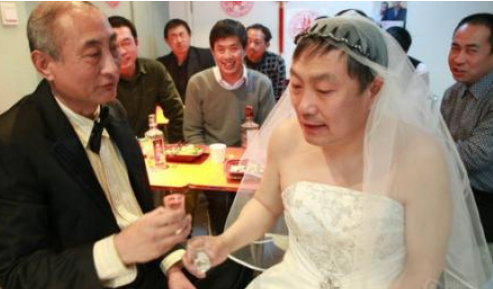 湾仔码头什么梗 弯仔码头是什么意思